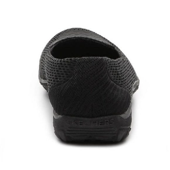 🆕 ✨Skechers Relaxed Fit Slip On Shoes (blck 8.5) - Picture 3 of 5